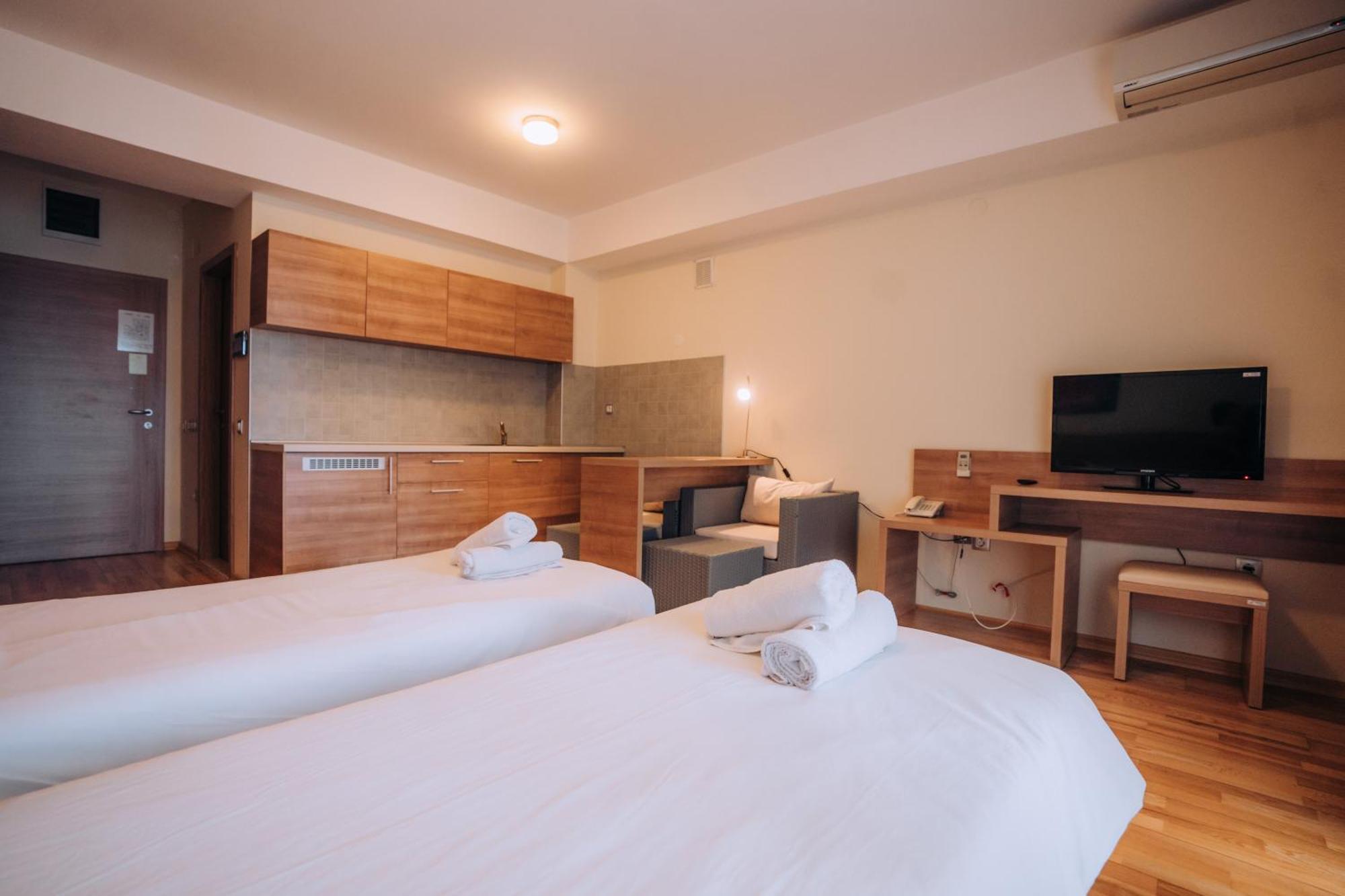 Park Golden View Hotel Casino Охрид Екстериор снимка